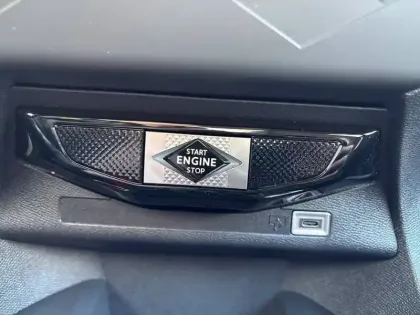 Photo 33 DS DS 3  E-Tense