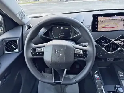 Photo 8 DS DS 3  E-Tense