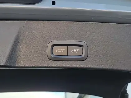 Photo 25 Volvo Xc40  T4 Recharge 129+82 ch DCT7