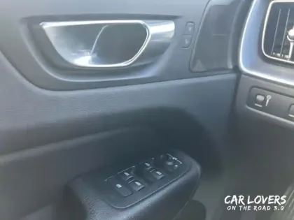 Photo 19 Volvo Xc60  B4 (Diesel) 197 ch Geartronic 8