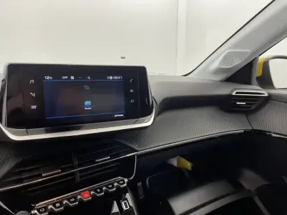 Photo 105 Peugeot 208  PureTech 100 S&S BVM6