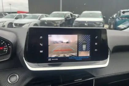 Photo 22 Peugeot 208  PureTech 100 S&S BVM6