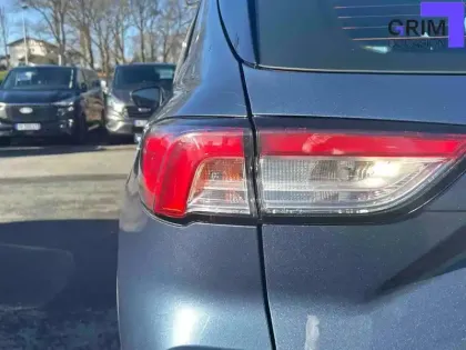 Photo 18 Ford Kuga  2.5 Duratec 190 ch FlexiFuel FHEV E85 Powershift