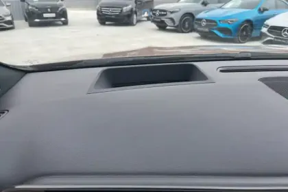 Photo 21 Mercedes GLA  250 e 8G-DCT