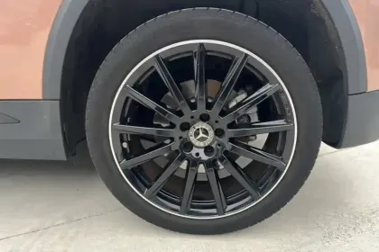 Photo 12 Mercedes GLA  250 e 8G-DCT