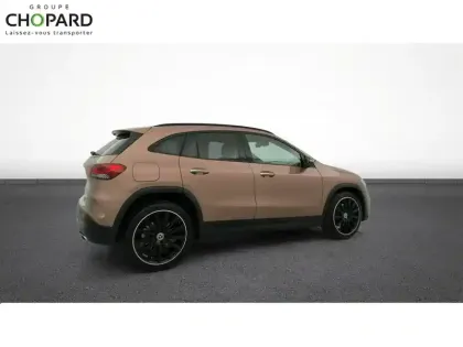 Photo 38 Mercedes GLA  250 e 8G-DCT