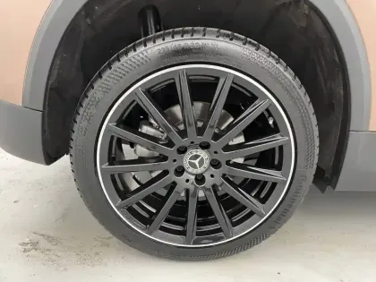 Photo 48 Mercedes GLA  250 e 8G-DCT