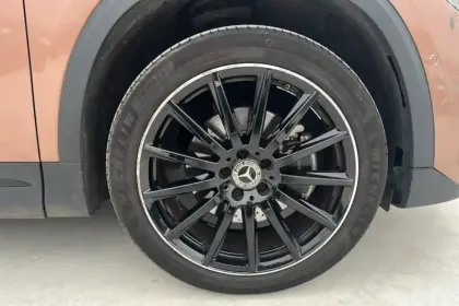 Photo 14 Mercedes GLA  250 e 8G-DCT