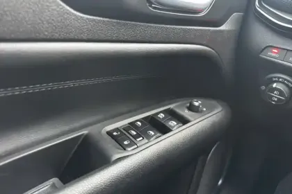 Photo 24 Jeep Compass  1.3 PHEV T4 240 ch 4xe eAWD