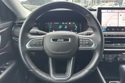 Photo 17 Jeep Compass  1.3 PHEV T4 240 ch 4xe eAWD