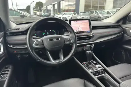 Photo 27 Jeep Compass  1.3 PHEV T4 240 ch 4xe eAWD