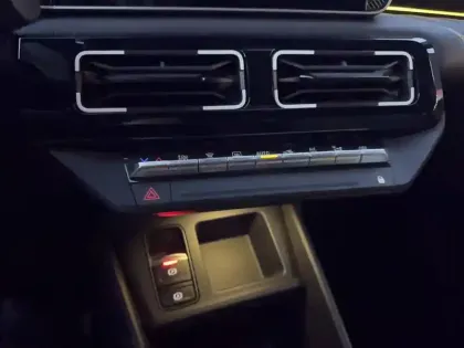 Photo 17 Renault 5 Renault  E-Tech Electrique 10 ch autonomie confort