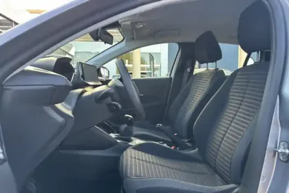 Photo 9 Peugeot 208  PureTech 75 S&S BVM5