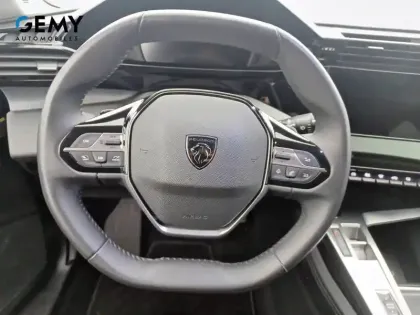 Photo 11 Peugeot 308  PureTech 130ch S&S EAT8