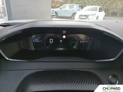 Photo 51 Peugeot 2008  Hybrid 145 e-DCS6