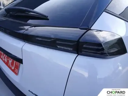 Photo 25 Peugeot 2008  Hybrid 145 e-DCS6