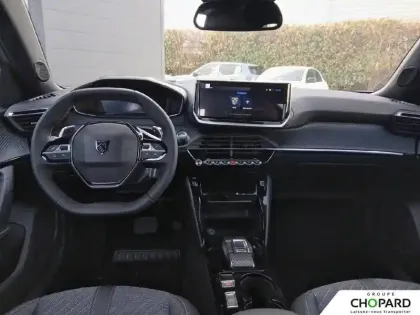 Photo 81 Peugeot 2008  Hybrid 145 e-DCS6