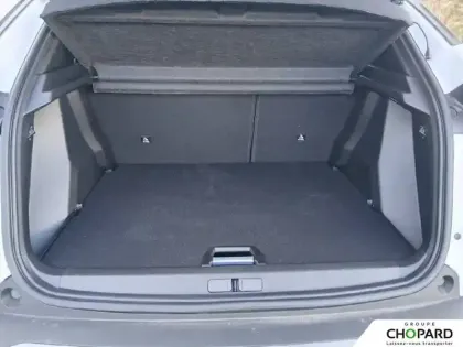 Photo 77 Peugeot 2008  Hybrid 145 e-DCS6