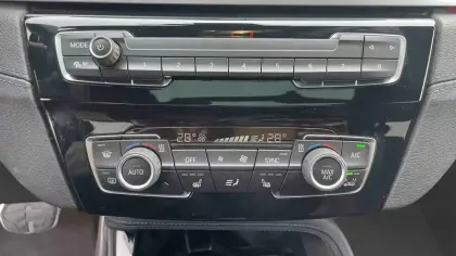 Photo 8 BMW X2  sDrive 18d 150 ch BVA8