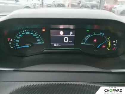 Photo 16 Peugeot 2008  Hybrid 145 e-DCS6