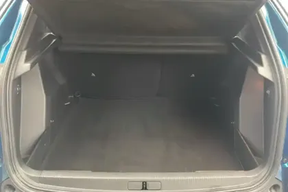 Photo 45 Peugeot 2008  Hybrid 145 e-DCS6