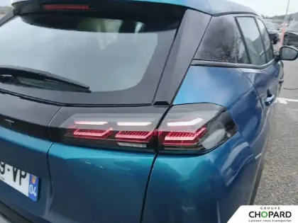 Photo 24 Peugeot 2008  Hybrid 145 e-DCS6