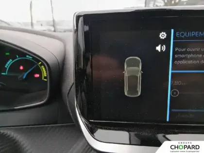 Photo 14 Peugeot 2008  Hybrid 145 e-DCS6