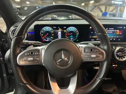 Photo 11 Mercedes Classe A  250 e 8G-DCT