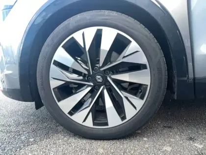 Photo 12 Renault Rafale  E-Tech full hybrid 200ch