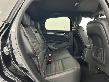 Photo 15 Renault Arkana  TCe 140 EDC FAP - 21B