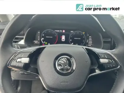 Photo 16 Skoda Scala  1.0 TSI Evo 110 ch DSG7