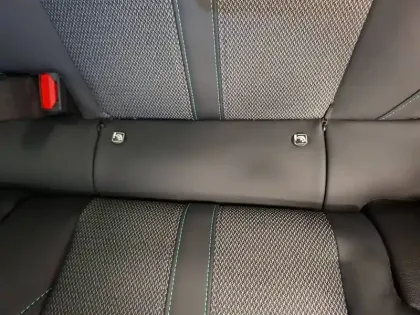 Photo 33 Peugeot 308  PureTech 130ch S&S EAT8