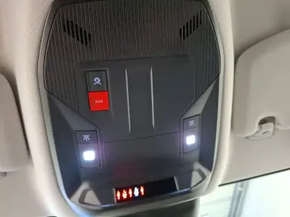 Photo 14 Peugeot 308  PureTech 130ch S&S EAT8