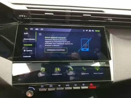 Photo 24 Peugeot 308  PureTech 130ch S&S EAT8