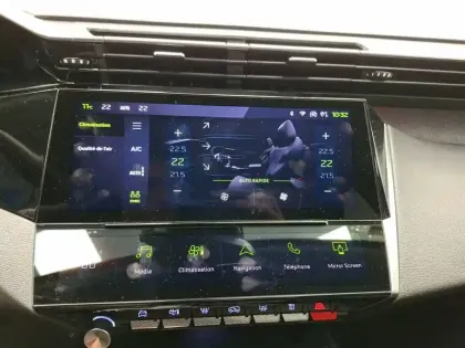 Photo 22 Peugeot 308  PureTech 130ch S&S EAT8