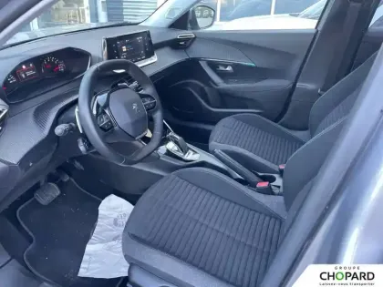 Photo 9 Peugeot 2008  PureTech 130 S&S EAT8