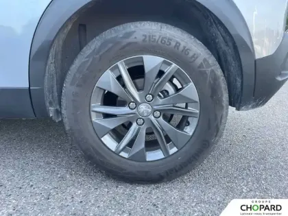 Photo 11 Peugeot 2008  PureTech 130 S&S EAT8