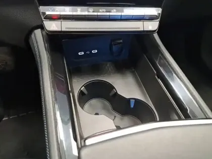 Photo 38 Renault Austral  E-Tech hybrid 200