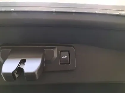 Photo 20 Renault Austral  E-Tech hybrid 200