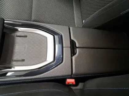 Photo 37 Renault Austral  E-Tech hybrid 200