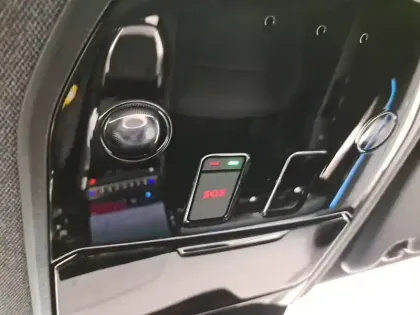 Photo 43 Renault Austral  E-Tech hybrid 200