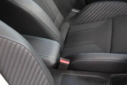 Photo 13 Renault Clio  TCe 90 ch GSR2