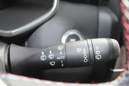 Photo 87 Renault Clio  TCe 90 ch GSR2