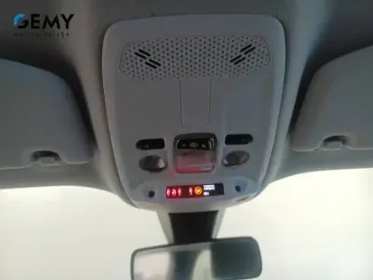 Photo 58 Peugeot 2008  PureTech 100 S&S BVM6