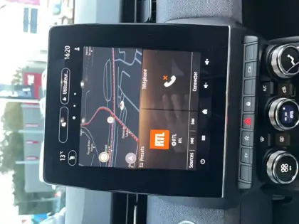 Photo 18 Renault Clio  E-Tech full hybrid 145