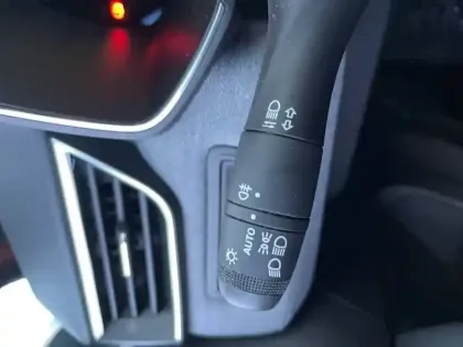 Photo 79 Renault Clio  E-Tech full hybrid 145