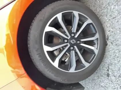 Photo 14 Renault Clio  E-Tech full hybrid 145