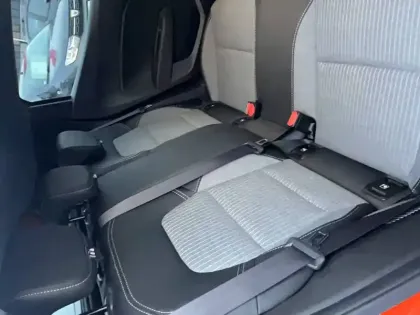 Photo 19 Renault Clio  E-Tech full hybrid 145