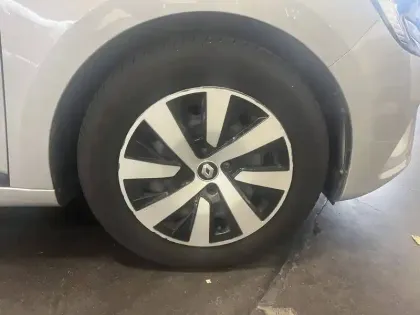 Photo 11 Renault Clio  TCe 90