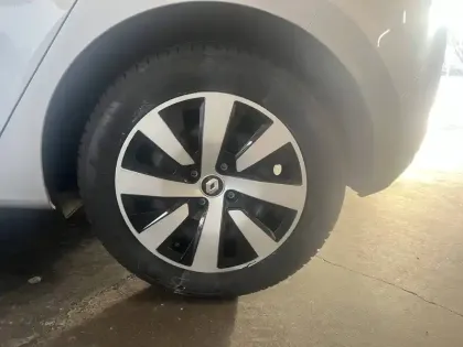 Photo 8 Renault Clio  TCe 90